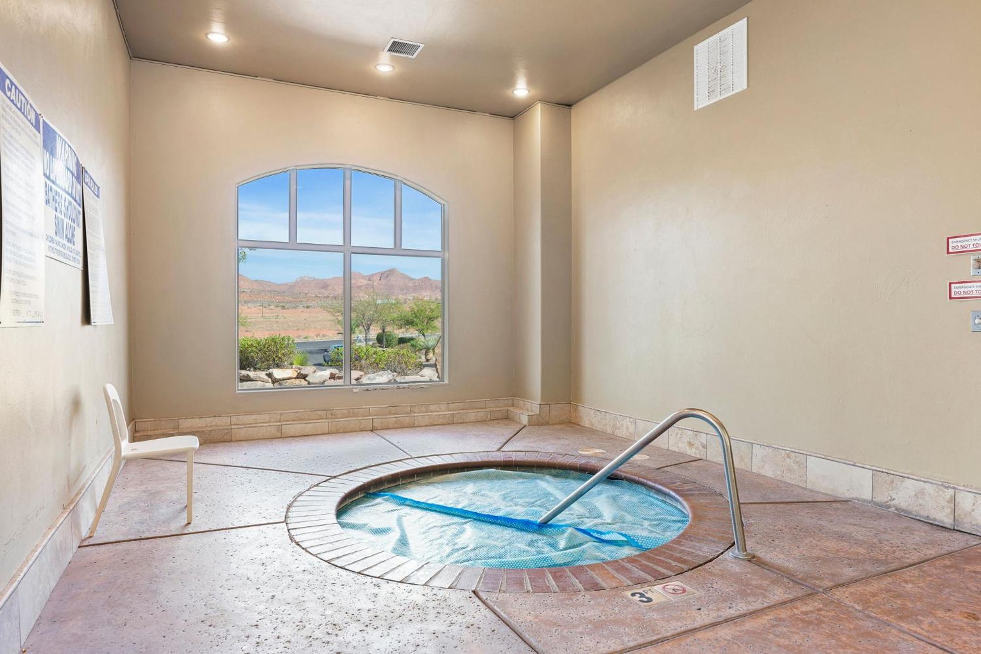 The Condo At Coral Springs Resort ハリケーン エクステリア 写真